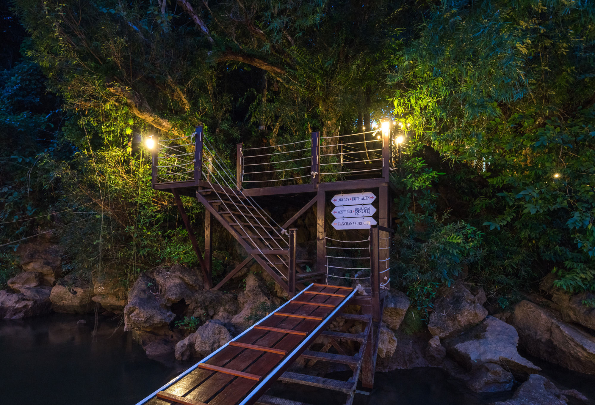 The Float House River Kwai Ban Huai Maenam Noi Exterior photo